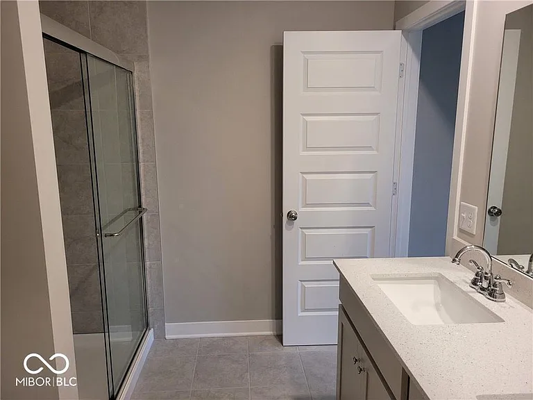9829 Kenwood St — Photo 14