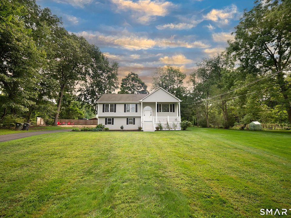 1st image of 49 Ruggles Row