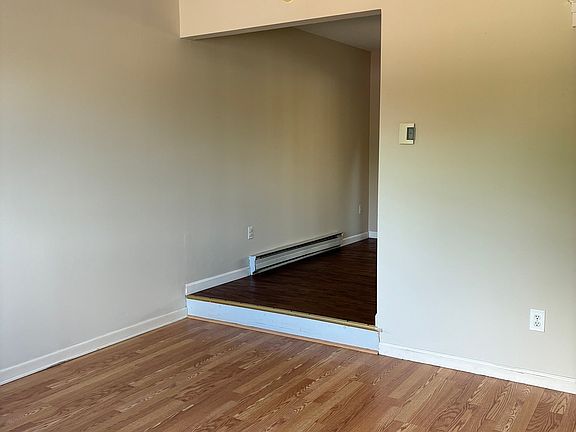 4th image of 94 Canterbury Road #C