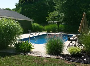 1013 Garden Ct, Burlington, NC 27215