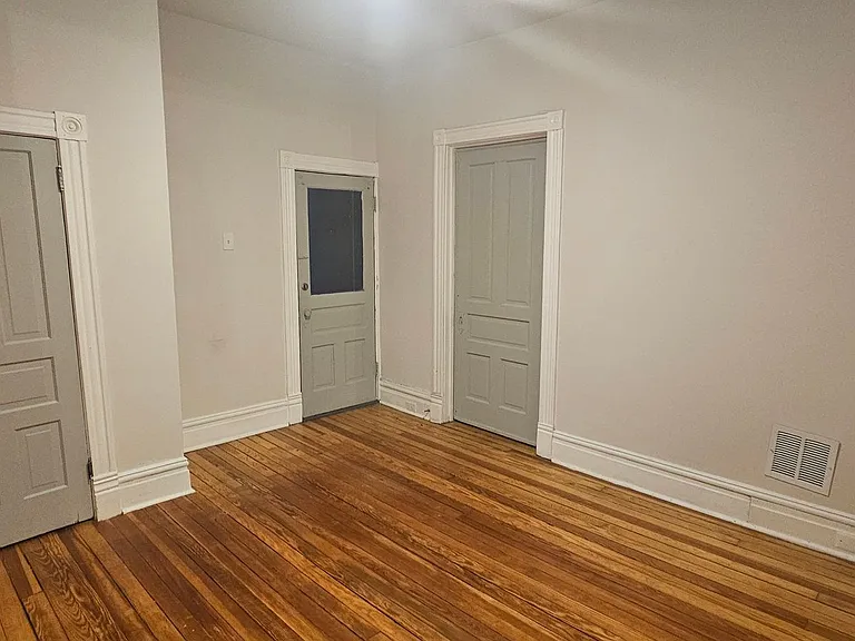 3536 Humphrey — Photo 22