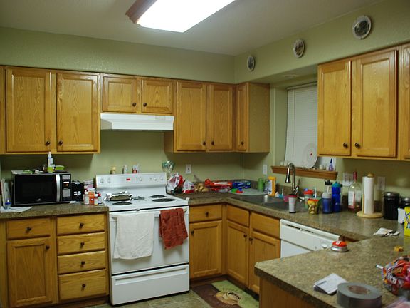 4th image of 406 W Appaloosa Ave