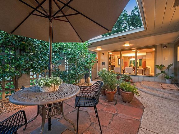4th image of 1819 Pamela Drive