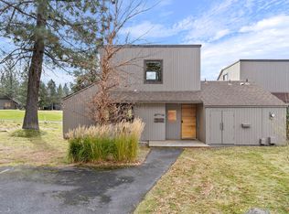 57232 Island Rd, Sunriver, OR 97707