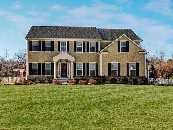 2nd image of 2807 Unbridled Ct