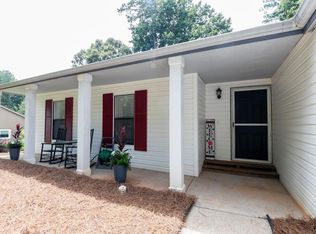 1909 Grant Ln, Woodstock, GA 30188