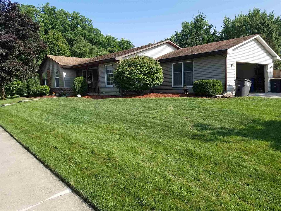 1st image of 9307 Woodstream Dr
