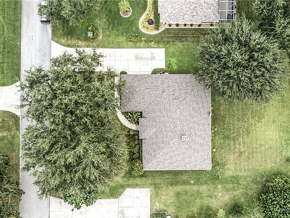 5th image of 11124 Haskell Dr