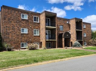 319 7th St N APT 72, Sartell, MN 56377
