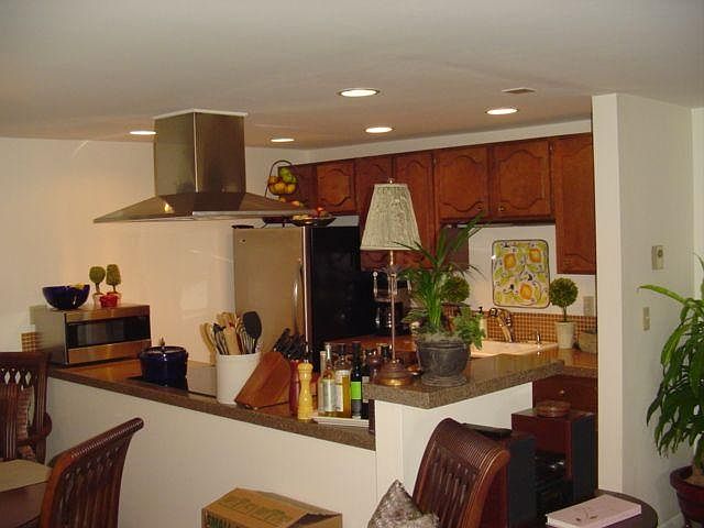 1st image of 1952 Thorndyke Ave W APT 1