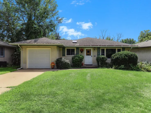 4023 Lake Drive Ave N, Minneapolis, MN 55422