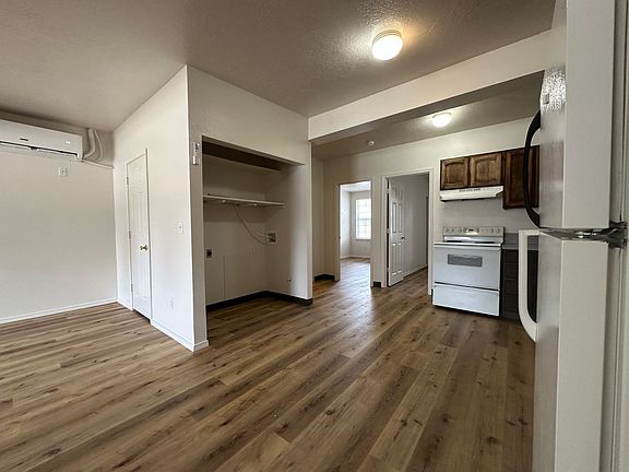 5th image of 1407 Arthur St #1-3