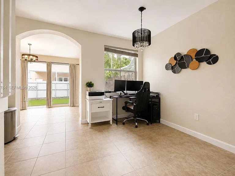 3512 SW 171st Ave — Photo 4