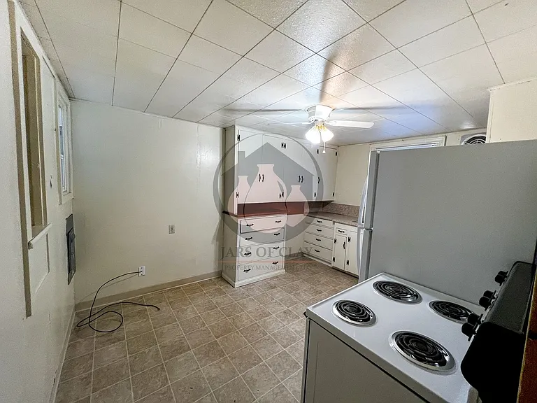 1106 1135 Ne Adams Baker St — Photo 4