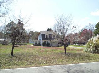 1609 Gatewood Rd, Newport News, VA 23601