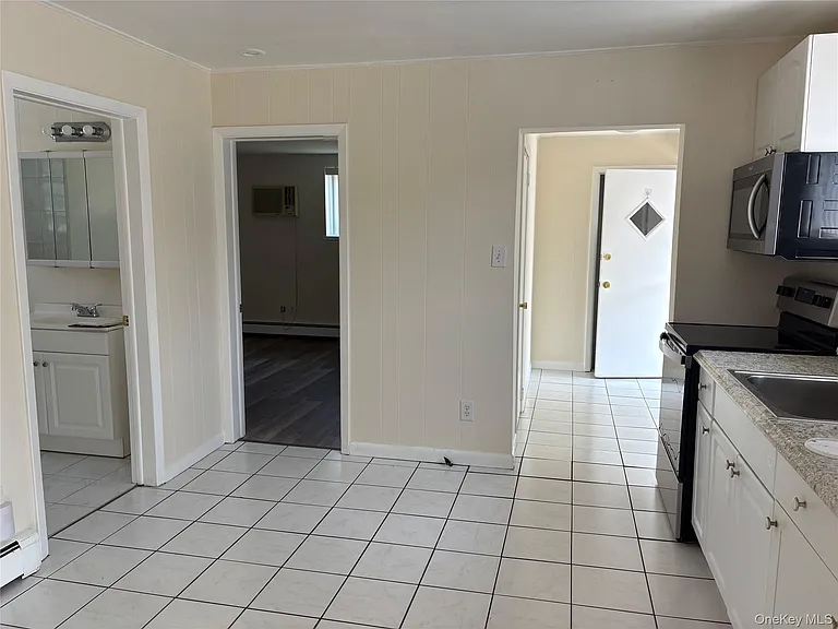 64 Sherman Ave — Photo 6