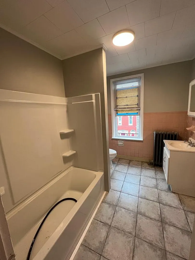 522 N 10th Street — Photo 3