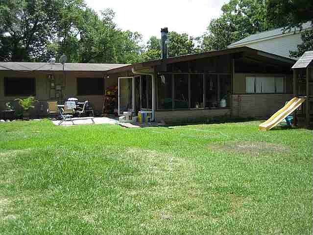 2nd image of 3148 Woodlawn Dr