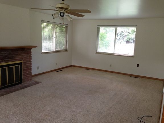 4th image of 15 Sierra Vista Dr
