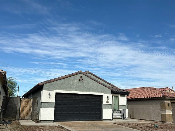 3rd image of 6526 S 38th Ln