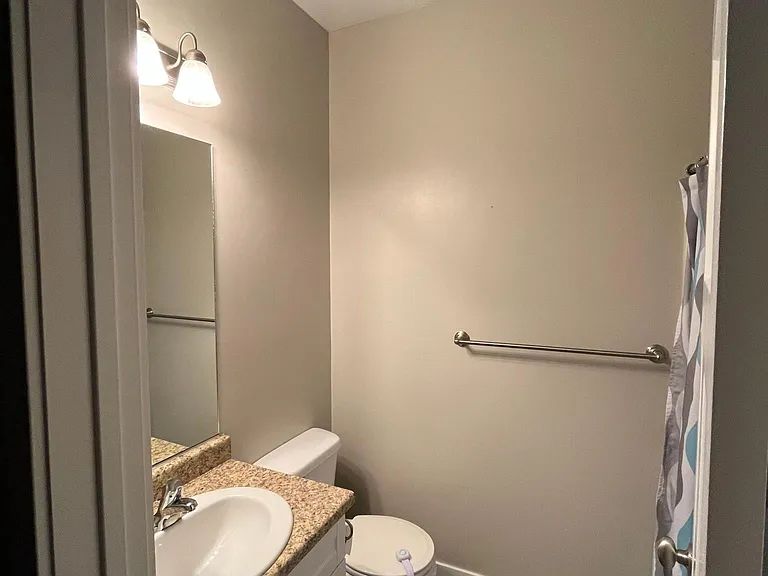 2nd Bathroom