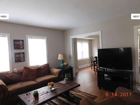 3rd image of 421 S Bancroft Pkwy
