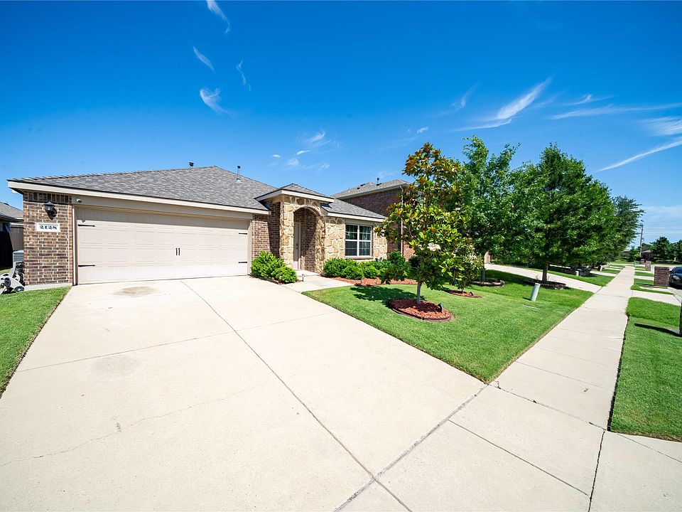 1st image of 2128 Meadow Park Dr