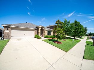 2128 Meadow Park Dr, Princeton, TX 75407
