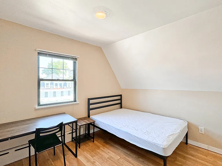 5856 Darlington Rd #4 — Photo 4