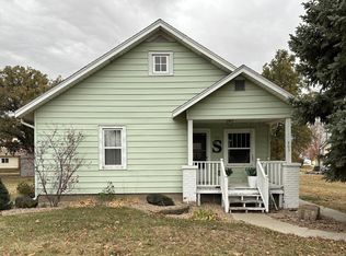 403 Francis St, Daykin, NE 68338