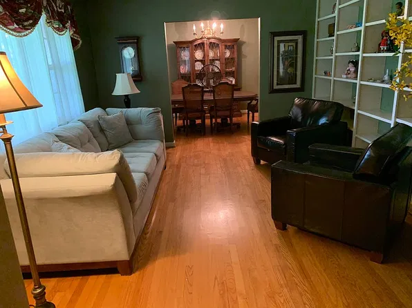 6437 Azalea Garden Rd, Norfolk, VA 23518