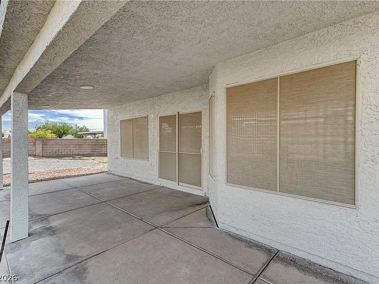 2920 Caressa Ct — Photo 53