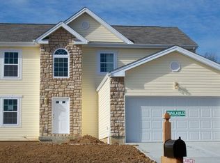 7283 Hunters Ridge Ln, Cincinnati, OH 45247