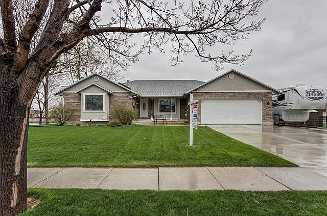 1st image of 9613 S Dutchess Pl