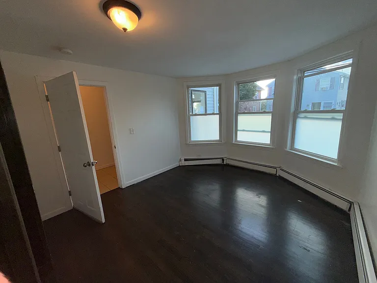 179 Shute St #1 — Photo 9