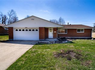 3096 Fontano Dr, Dayton, OH 45440