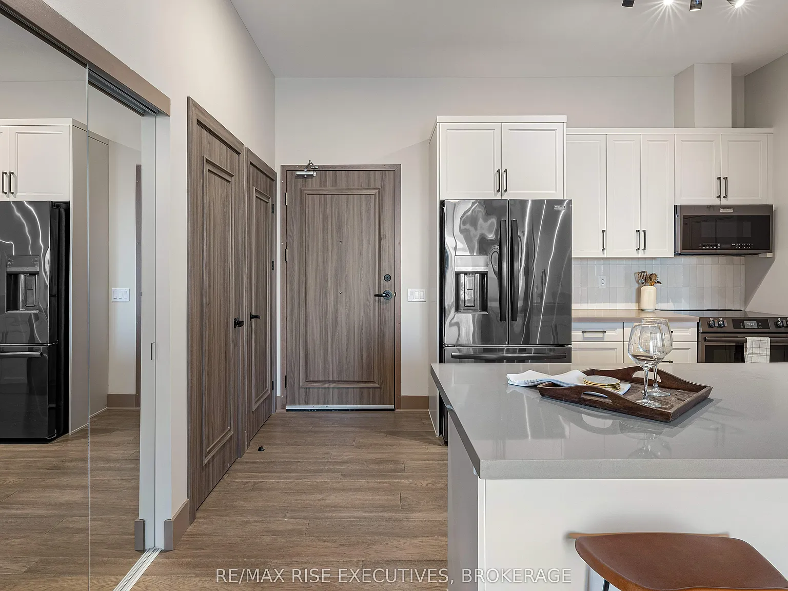 1 bed, $2,295 — Photo 2