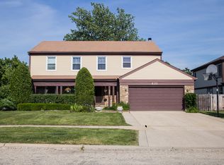 401 Caren Dr, Buffalo Grove, IL