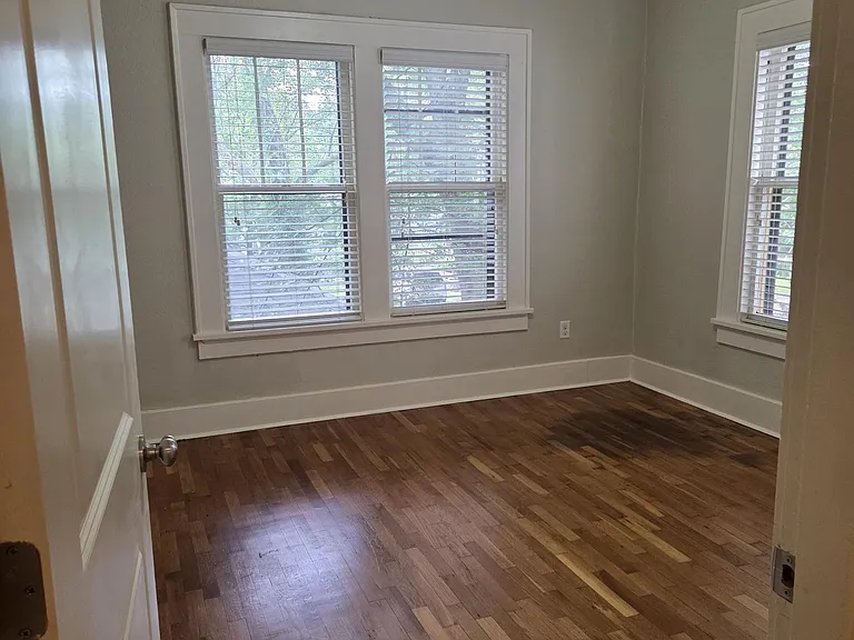 523 Orange St — Photo 8