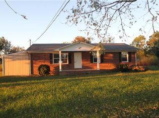 2113 Whorten Springs Rd, Smithville, TN 37166