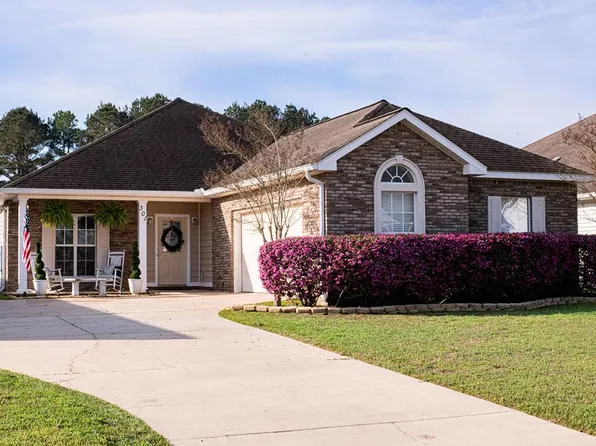 301 Ontario Dr, Dothan, AL 36301