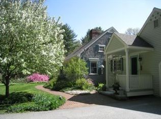 25 Hillside Rd, Lincoln, MA 01773