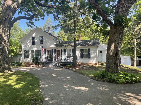 160 W Madison Ave, Milton, WI 53563