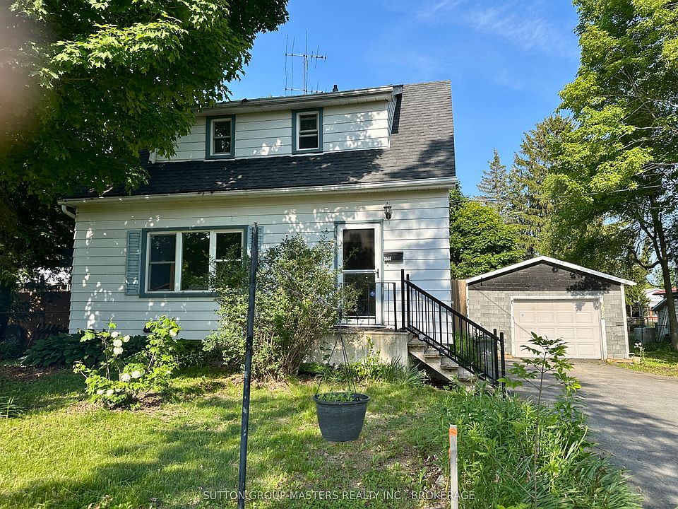 1st image of 1668 Victoria St
