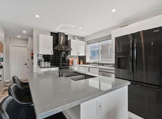 4723 105th St NW, Edmonton, AB T6H 2M3