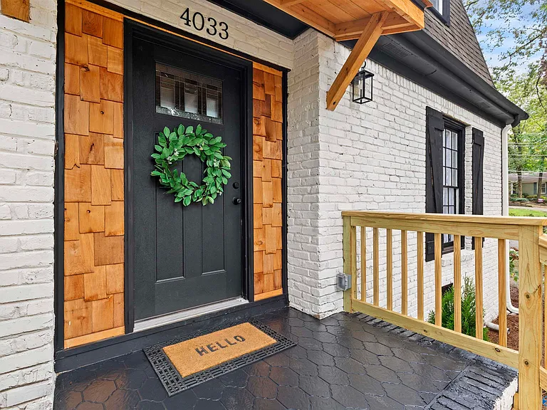 4033 Lucerne Dr SE — Photo 46