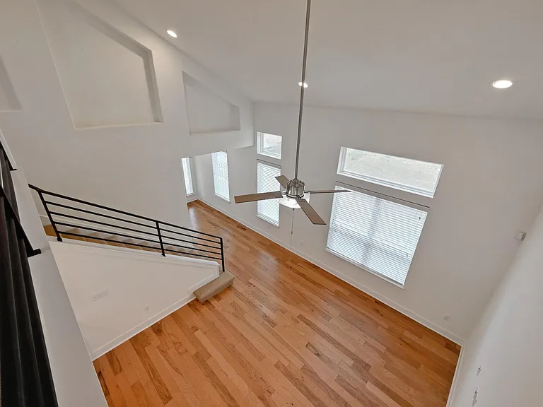 2204 Theseus Pass — Photo 23