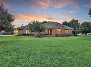 17 Longhorn Loop Ct, New Waverly, TX 77358