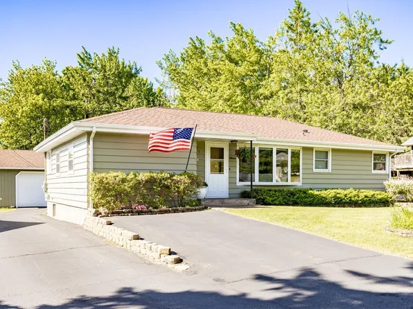 2650 Morris Thomas Rd, Duluth, MN 55811