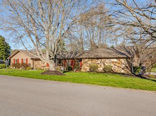 12026 S Fox Den Dr, Knoxville, TN 37934